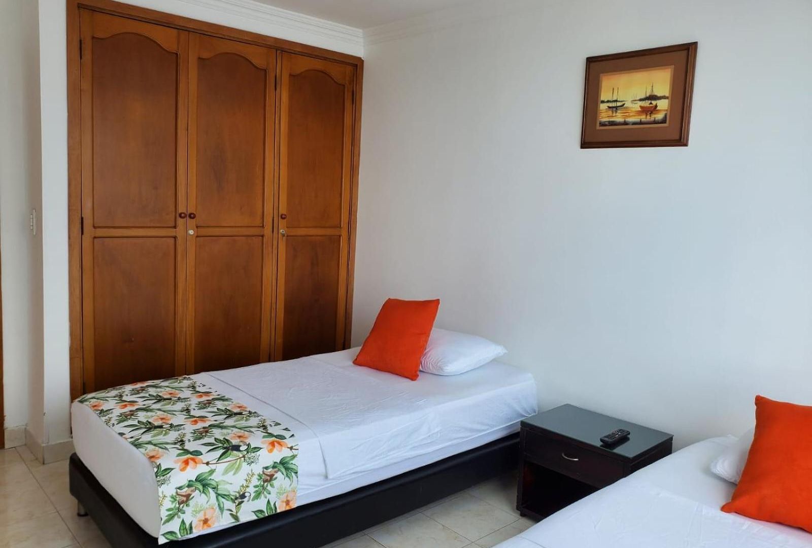 Con Vista Al Mar, A Cuadra De La Playa. Piso 16 Apartamento *
