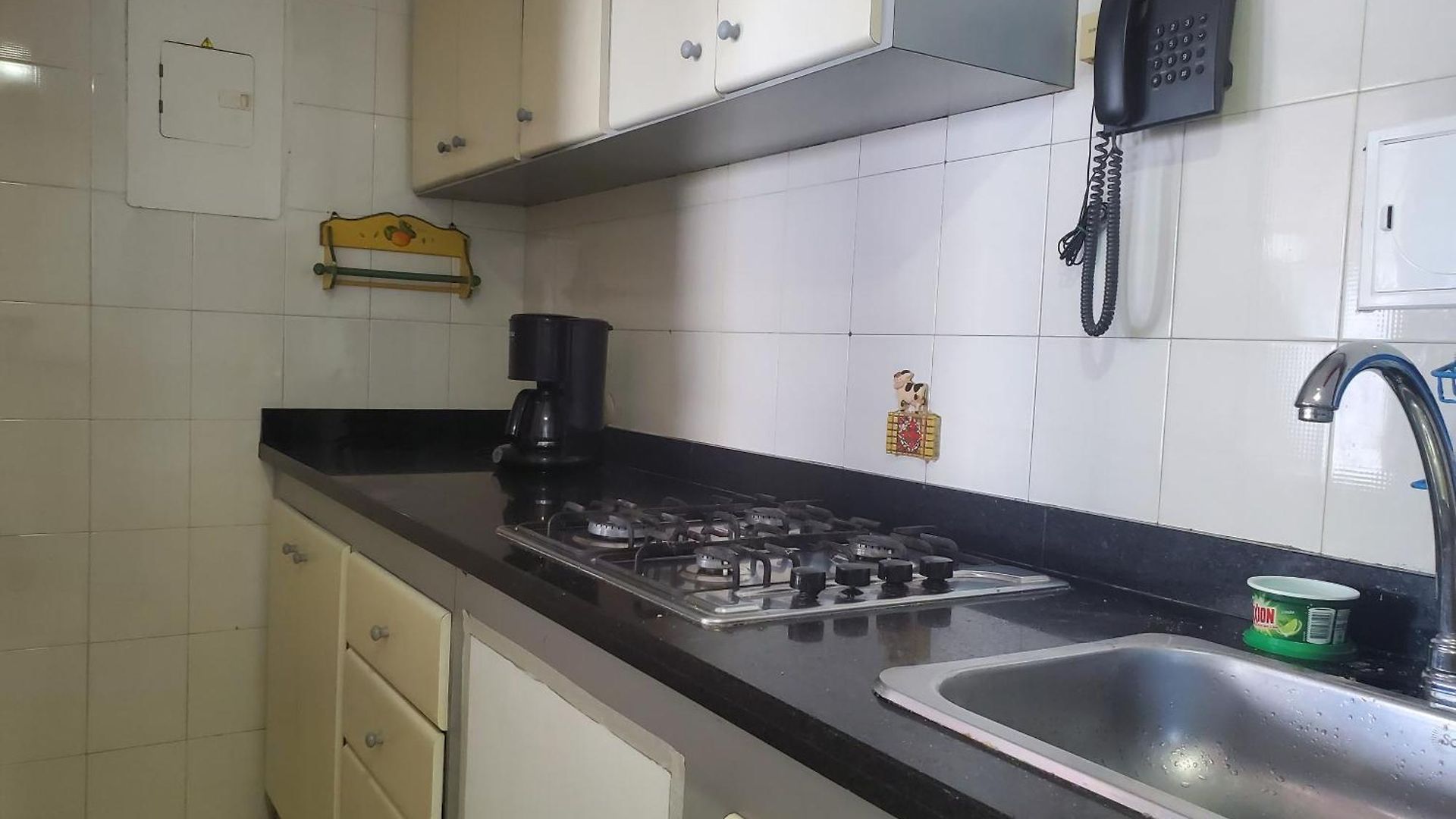 Con Vista Al Mar, A Cuadra De La Playa. Piso 16 Apartamento *