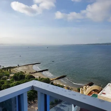 Apartment Con Vista Al Mar, A Cuadra De La Playa. Piso 16 *
