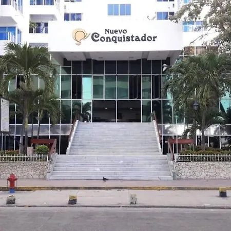 Con Vista Al Mar, A Cuadra De La Playa. Piso 16 Apartamento Cartagena